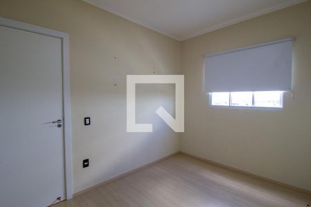 Quarto 2 de apartamento para alugar com 2 quartos, 45m² em Lopes de Oliveira, Sorocaba