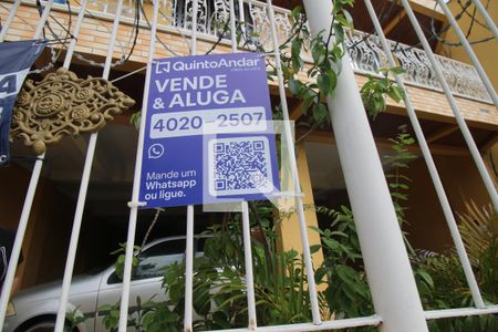 Placa de apartamento à venda com 2 quartos, 50m² em Vaz Lobo, Rio de Janeiro
