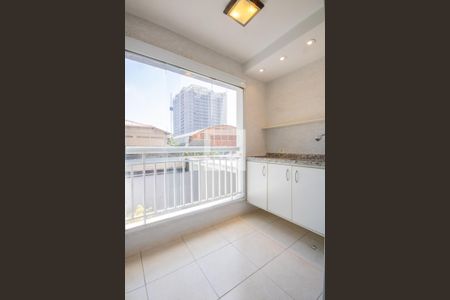 Sacada de apartamento para alugar com 2 quartos, 47m² em Presidente Altino, Osasco