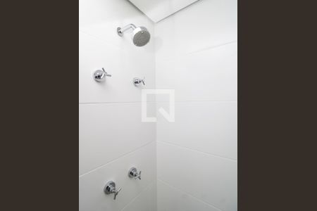 Banheiro de kitnet/studio para alugar com 1 quarto, 20m² em Butantã, São Paulo