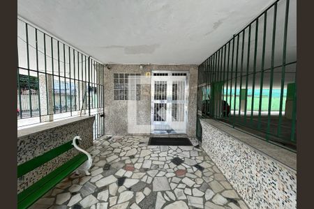Hall de entrada de apartamento à venda com 2 quartos, 80m² em Higienópolis, Rio de Janeiro