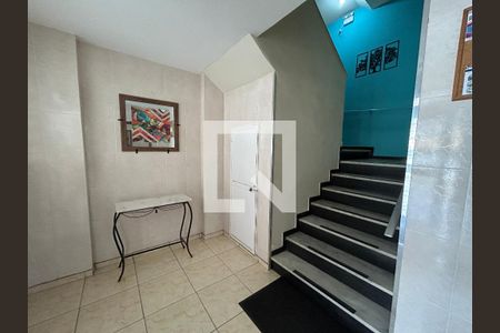 Hall de entrada de apartamento à venda com 2 quartos, 80m² em Higienópolis, Rio de Janeiro