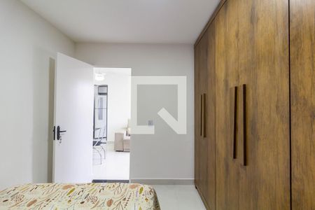 Quarto 1 de apartamento à venda com 2 quartos, 43m² em Vila Taquari, São Paulo