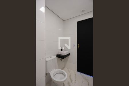Banheiro de kitnet/studio para alugar com 1 quarto, 25m² em Imirim, São Paulo