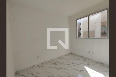 Quarto 2 de casa de condomínio para alugar com 2 quartos, 39m² em Jardim Santa Teresinha, São Paulo