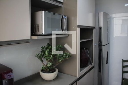 Cozinha de apartamento à venda com 3 quartos, 70m² em Diamante, Belo Horizonte