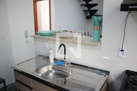 Cozinha de apartamento à venda com 3 quartos, 70m² em Diamante, Belo Horizonte