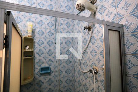 Banheiro de apartamento para alugar com 2 quartos, 100m² em Centro, Belo Horizonte