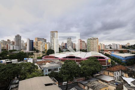 Sacada Quarto 1 de apartamento para alugar com 2 quartos, 100m² em Centro, Belo Horizonte