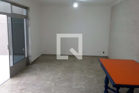 Casa à venda com 4 quartos, 450m² em Vila da Saúde, São Paulo