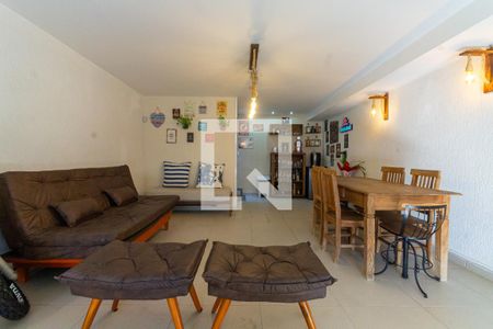 Garagem e Área de Serviço de casa à venda com 2 quartos, 125m² em Chácara Santo Antônio (Zona Leste), São Paulo