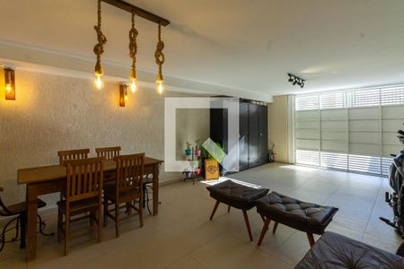 Garagem e Área de Serviço de casa à venda com 2 quartos, 125m² em Chácara Santo Antônio (Zona Leste), São Paulo