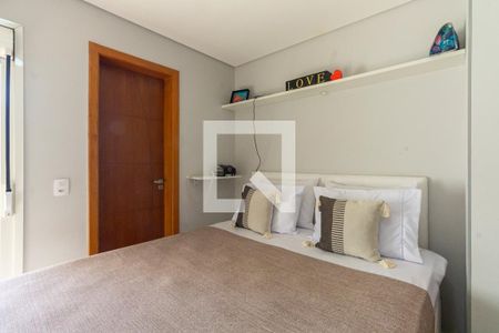 Suíte de casa à venda com 2 quartos, 125m² em Chácara Santo Antônio (Zona Leste), São Paulo