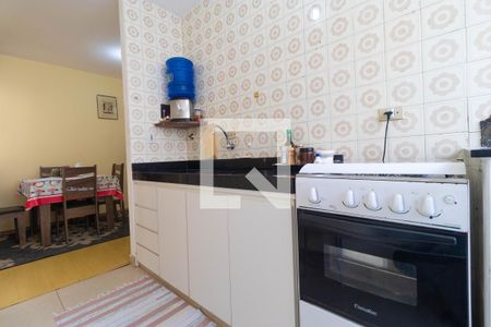 Cozinha de apartamento à venda com 3 quartos, 70m² em Jardim Pacaembu, Campinas