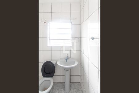 Banheiro de casa para alugar com 1 quarto, 80m² em Vila Medeiros, São Paulo