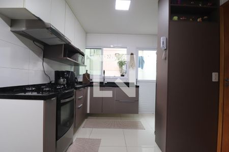 Cozinha de apartamento à venda com 2 quartos, 50m² em Vila Apiai, Santo André