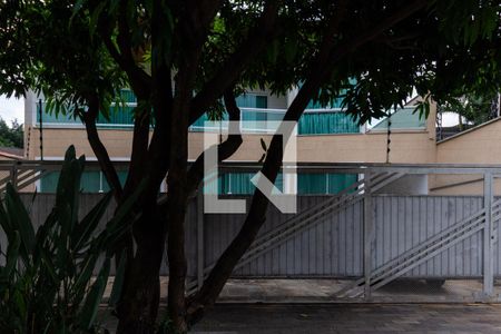 Fachada de casa à venda com 5 quartos, 468m² em Bela Aliança, São Paulo