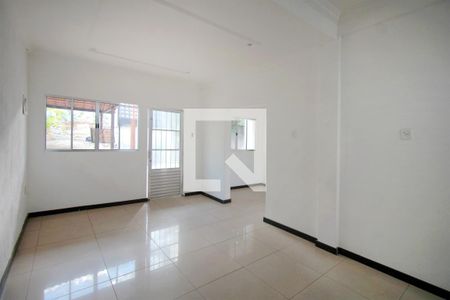 Sala de casa à venda com 4 quartos, 360m² em Planalto, Belo Horizonte