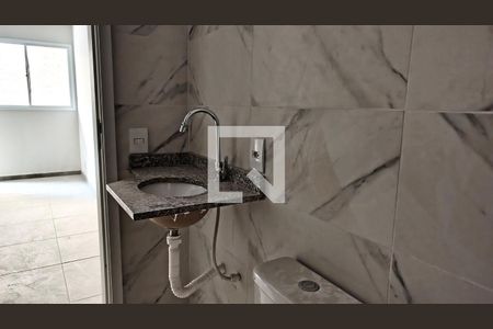 Banheiro de apartamento à venda com 2 quartos, 37m² em Penha de França, São Paulo
