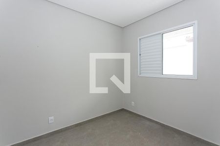 Quarto 1 de apartamento para alugar com 2 quartos, 38m² em Penha de França, São Paulo