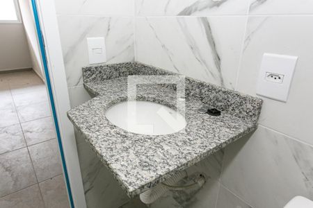 Banheiro de apartamento à venda com 2 quartos, 37m² em Penha de França, São Paulo