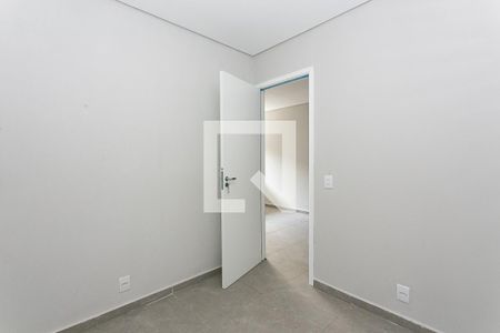 Quarto 2 de apartamento para alugar com 2 quartos, 37m² em Penha de França, São Paulo