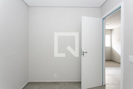 Quarto 2 de apartamento para alugar com 2 quartos, 37m² em Penha de França, São Paulo