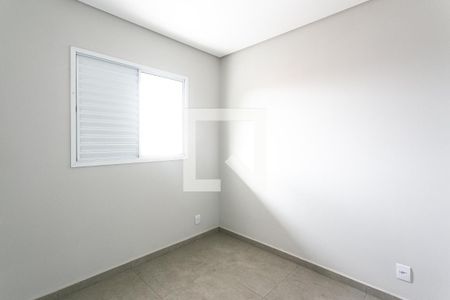 Quarto 1 de apartamento para alugar com 2 quartos, 39m² em Penha de França, São Paulo