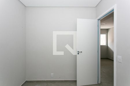 Quarto 2 de apartamento para alugar com 2 quartos, 37m² em Penha de França, São Paulo