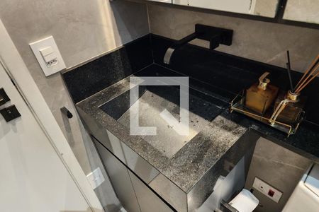 Banheiro da Suíte de casa à venda com 3 quartos, 157m² em Jardim Wallace Simonsen, São Bernardo do Campo