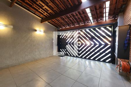 Garagem de casa à venda com 3 quartos, 157m² em Jardim Wallace Simonsen, São Bernardo do Campo