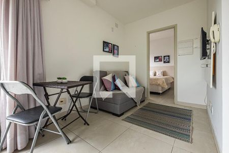 Sala/Cozinha de apartamento à venda com 1 quarto, 37m² em Pinheiros, São Paulo