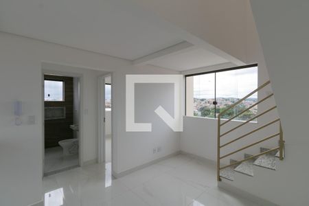 Sala de apartamento à venda com 2 quartos, 100m² em São João Batista, Belo Horizonte