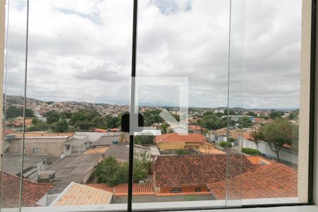 Vista Sala de apartamento à venda com 2 quartos, 100m² em São João Batista, Belo Horizonte