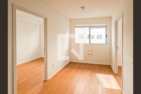 Sala de casa para alugar com 2 quartos, 34m² em Jardim Pereira Leite, São Paulo