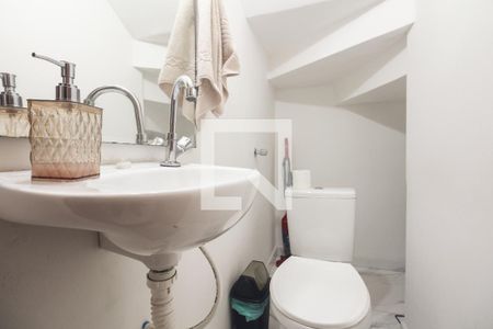 Lavabo  de casa à venda com 3 quartos, 110m² em Penha de França, São Paulo