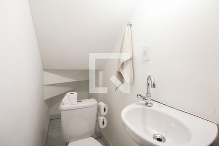 Lavabo  de casa à venda com 3 quartos, 110m² em Penha de França, São Paulo
