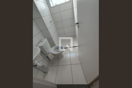 Banheiro de apartamento à venda com 2 quartos, 45m² em Bom Jesus, Contagem