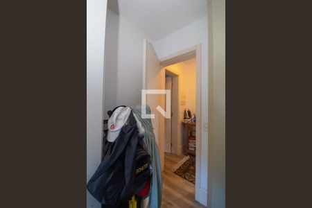 Quarto  de casa à venda com 3 quartos, 184m² em Teresópolis, Porto Alegre