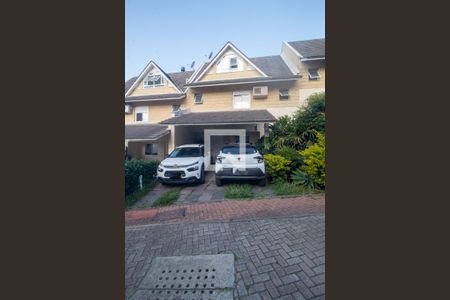 Garagem de casa à venda com 3 quartos, 184m² em Teresópolis, Porto Alegre