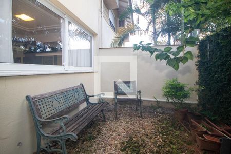 Área comum de casa à venda com 3 quartos, 184m² em Teresópolis, Porto Alegre