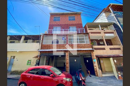 Fachada de casa para alugar com 3 quartos, 160m² em Jardim Armação, Salvador