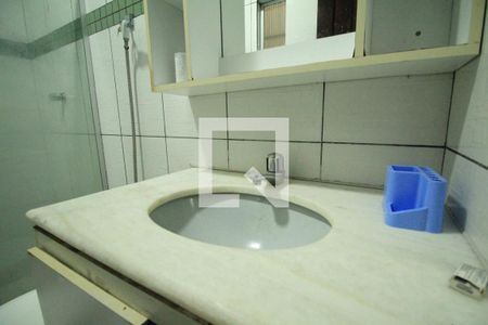 Banheiro Social de casa para alugar com 3 quartos, 160m² em Jardim Armação, Salvador