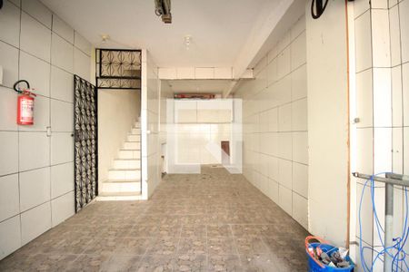 Garagem de casa para alugar com 3 quartos, 160m² em Jardim Armação, Salvador