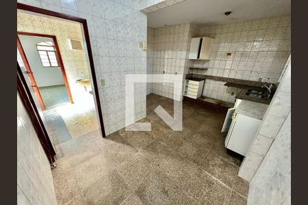 Cozinha de casa à venda com 5 quartos, 161m² em Céu Azul, Belo Horizonte
