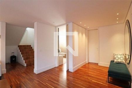 Foto 08 de casa à venda com 3 quartos, 358m² em Alto de Pinheiros, São Paulo