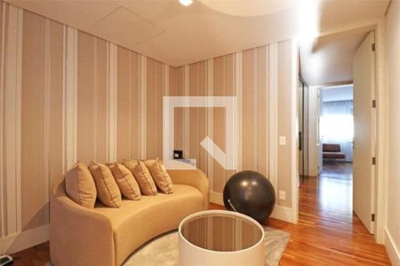 Foto 09 de casa à venda com 3 quartos, 358m² em Alto de Pinheiros, São Paulo