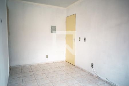 Sala de apartamento para alugar com 2 quartos, 56m² em Jardim Arco-iris, Cotia