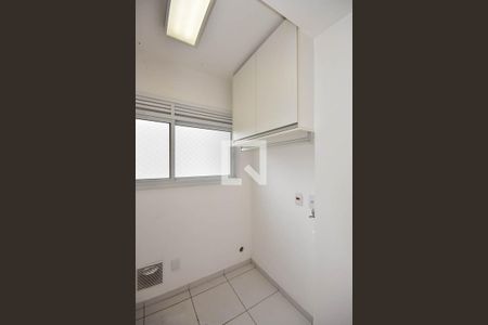 Área de Serviço de apartamento para alugar com 2 quartos, 55m² em Vila Andrade, São Paulo