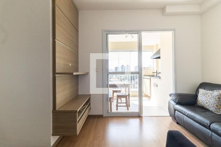 Sala de apartamento para alugar com 2 quartos, 56m² em Vila Nair, São Paulo